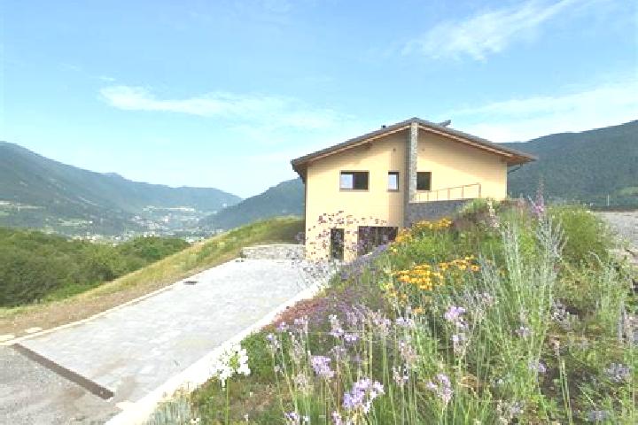 7 escort profiles in Solto Collina, Italy. Browse companions, services, rates and book online. Incall and outcall available.