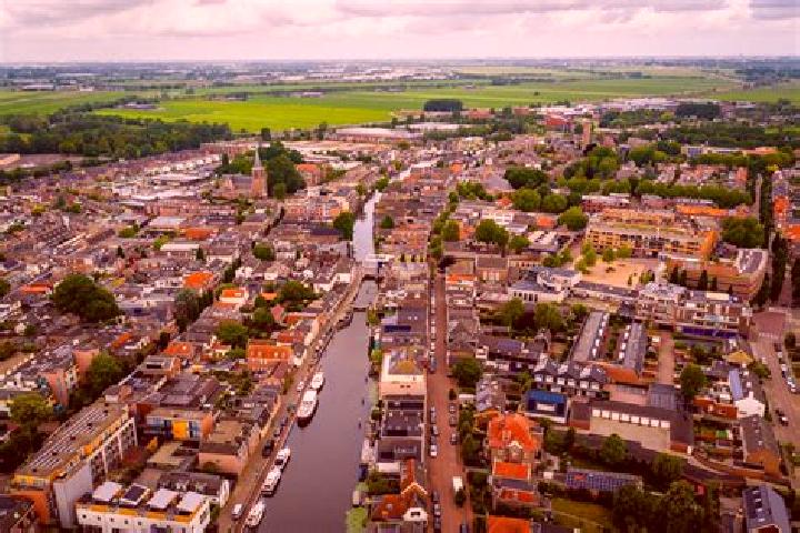 8 escort profiles in Bodegraven, Netherlands. Browse companions, services, rates and book online. Incall and outcall available.