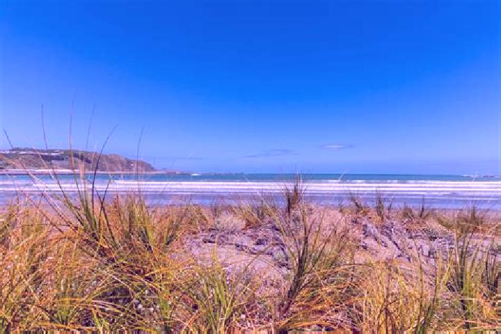 8 escort profiles in Lyall Bay, New Zealand. Browse companions, services, rates and book online. Incall and outcall available.