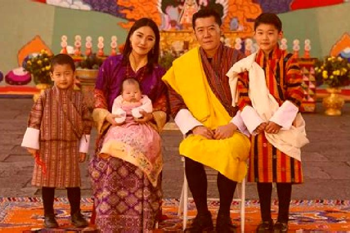 8 escort profiles in Mebisa, Bhutan. Browse companions, services, rates and book online. Incall and outcall available.