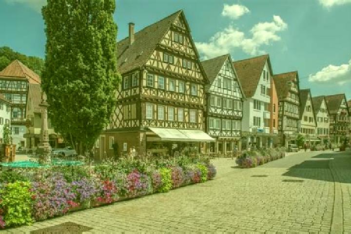 8 escort profiles in Nagold, Germany. Browse companions, services, rates and book online. Incall and outcall available.