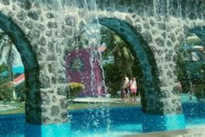 8 escort profiles in Ojo de Agua, Mexico. Browse companions, services, rates and book online. Incall and outcall available.