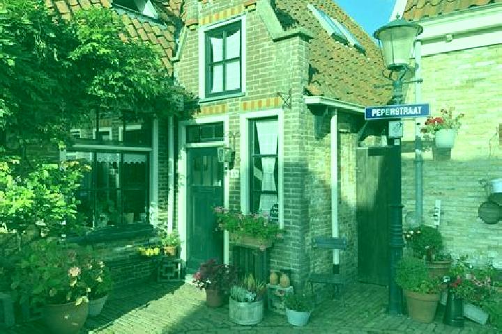 8 escort profiles in Oosterend, Netherlands. Browse companions, services, rates and book online. Incall and outcall available.
