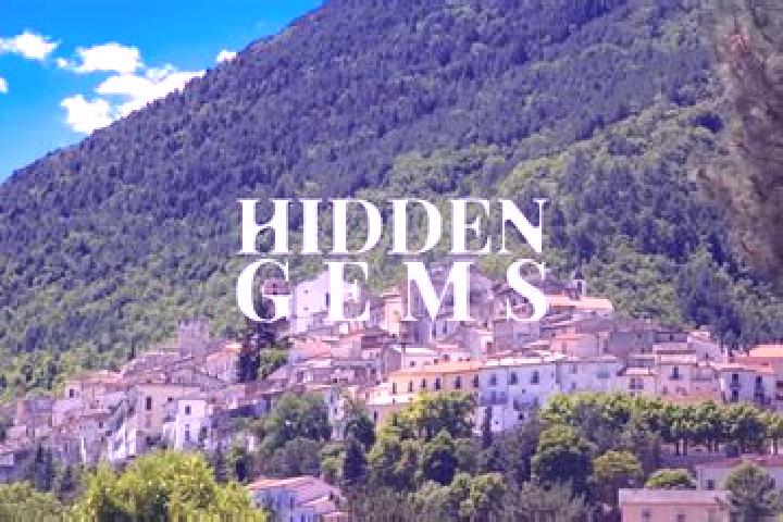 8 escort profiles in Pettorano sul Gizio, Italy. Browse companions, services, rates and book online. Incall and outcall available.