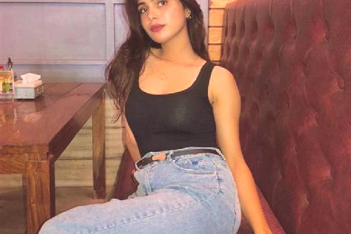 8 escort profiles in Samanattam, India. Browse companions, services, rates and book online. Incall and outcall available.