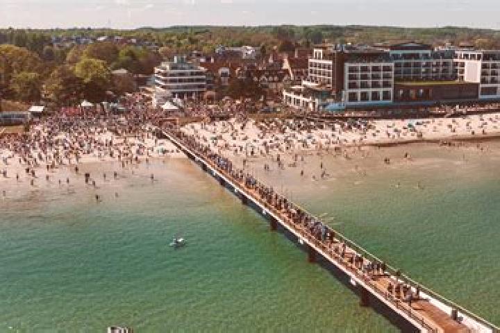 8 escort profiles in Scharbeutz, Germany. Browse companions, services, rates and book online. Incall and outcall available.