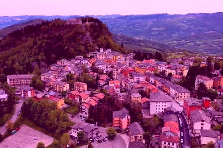 8 escort profiles in Sestola, Italy. Browse companions, services, rates and book online. Incall and outcall available.