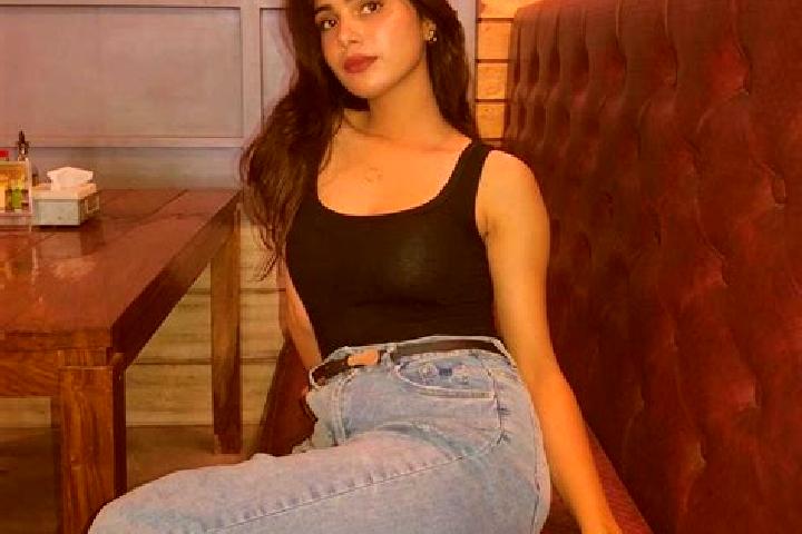 8 escort profiles in Sivandipuram, India. Browse companions, services, rates and book online. Incall and outcall available.