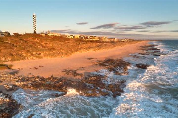 8 escort profiles in South Bunbury, Australia. Browse companions, services, rates and book online. Incall and outcall available.