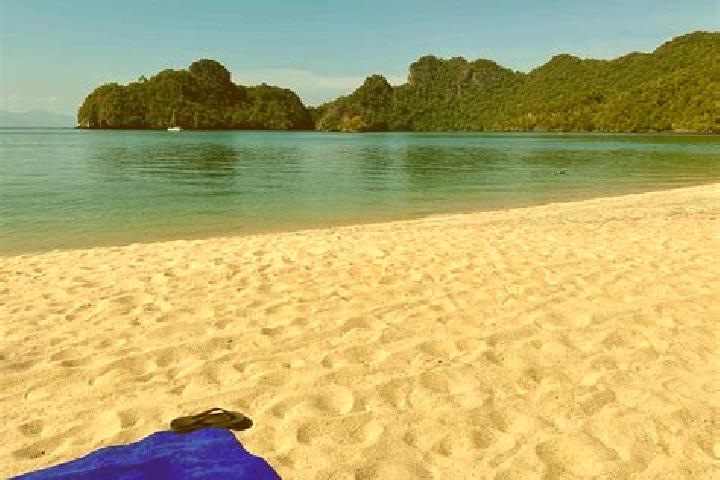 8 escort profiles in Tanjung Rhu, Malaysia. Browse companions, services, rates and book online. Incall and outcall available.
