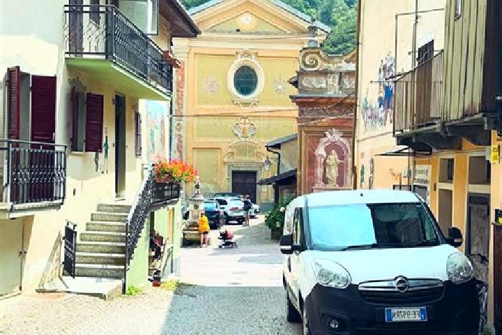 8 escort profiles in Vernante, Italy. Browse companions, services, rates and book online. Incall and outcall available.