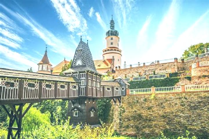8 escort profiles in Zgar nad Metuji, Czech Republic. Browse companions, services, rates and book online. Incall and outcall available.