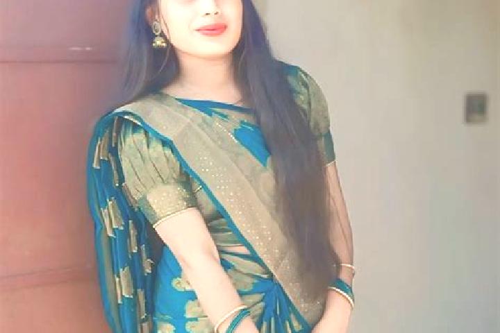 9 escort profiles in Chakradharpur, India. Browse companions, services, rates and book online. Incall and outcall available.
