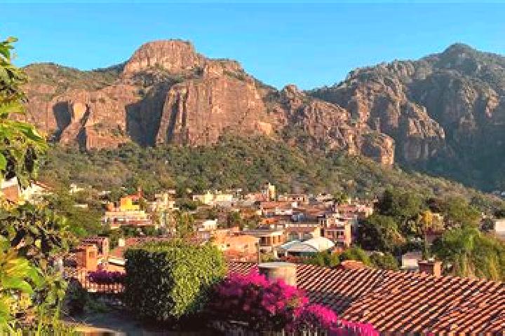 9 escort profiles in Colonia Angel Bocanegra (Adolfo Lopez Mateos), Mexico. Browse companions, services, rates and book online. Incall and outcall available.