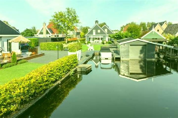 9 escort profiles in Den Ilp, Netherlands. Browse companions, services, rates and book online. Incall and outcall available.