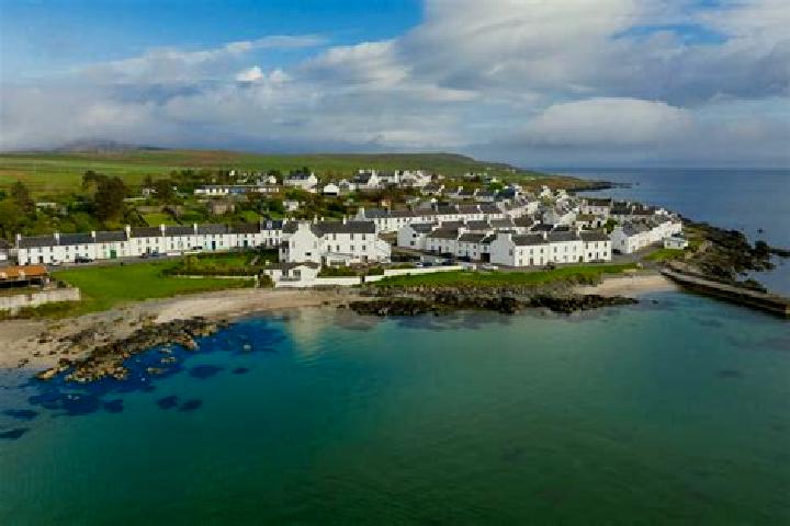 9 escort profiles in Isle of Islay, United Kingdom. Browse companions, services, rates and book online. Incall and outcall available.