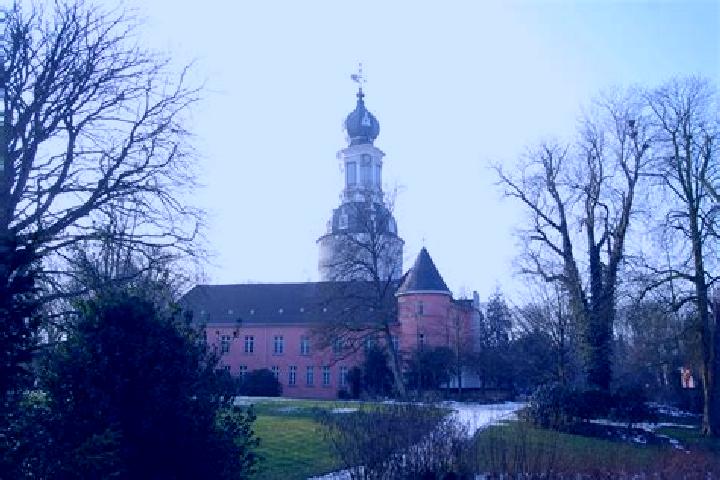 9 escort profiles in Jever, Germany. Browse companions, services, rates and book online. Incall and outcall available.