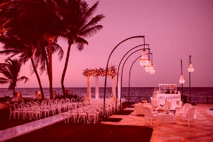 9 escort profiles in La Joya, Mexico. Browse companions, services, rates and book online. Incall and outcall available.