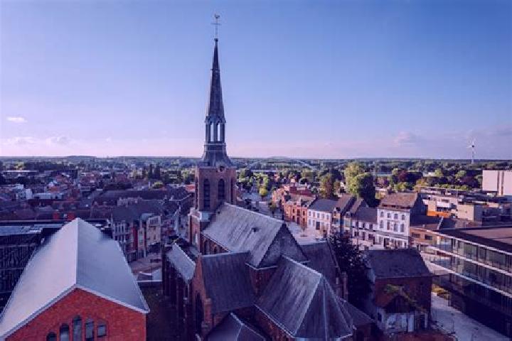 9 escort profiles in Zolder, Belgium. Browse companions, services, rates and book online. Incall and outcall available.