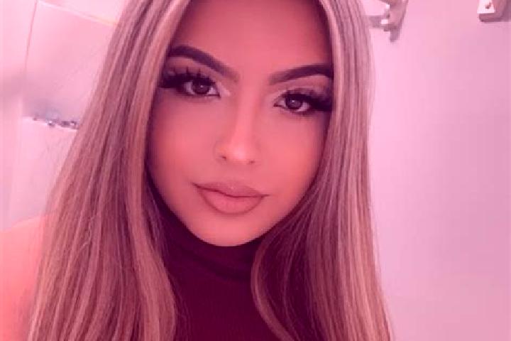 Abigail, 20, a blonde grey-eyed latina companion based in Guarne. Offering Erotic Massage, Prostate Massage, Fetish. Available for incall and outcall, day an...