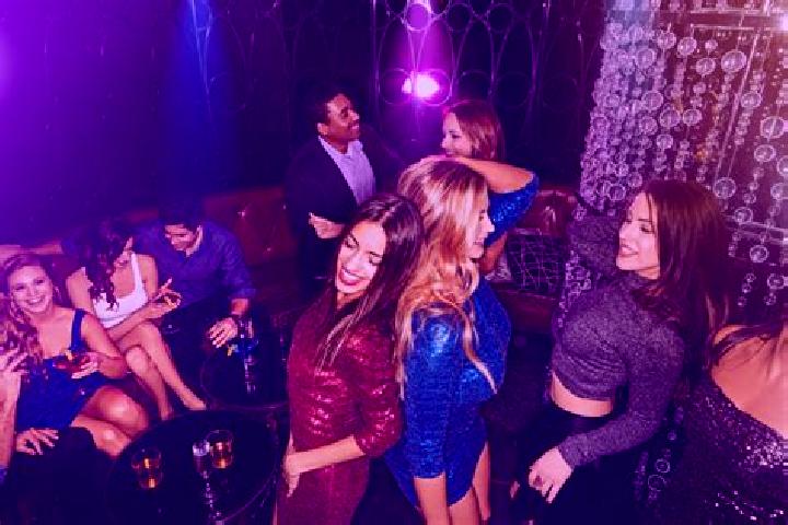 Abigail, 20, a brunette amber-eyed caribbean companion based in Wilhelmsburg. Offering Deep French Kissing, Striptease, Party Girl. Available for incall and ...