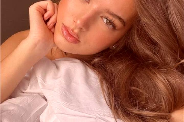 Abigail, 20, a chestnut dark-eyed latina companion based in Guelatao de Juarez. Offering BDSM, Dinner Date, Girlfriend Experience. Available for incall and o...