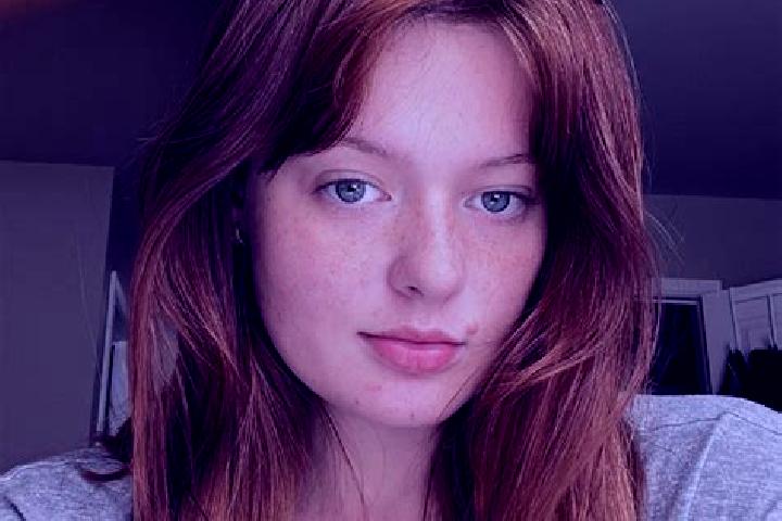 Abigail, 20, a red amber-eyed mediterranean companion based in Noeux-les-Mines. Offering Fetish, Massage, BDSM, Duos. Available for incall and outcall, overn...
