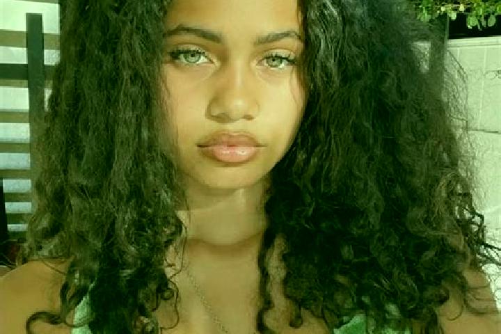 Abigail, 20, a red green-eyed mixed companion based in Ihsueuej. Offering Overnight, BDSM, Prostate Massage. Available for incall and outcall, day and evenin...