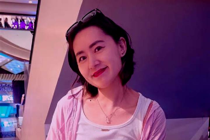 Abigail, 20 — Escort in Dongge, China
