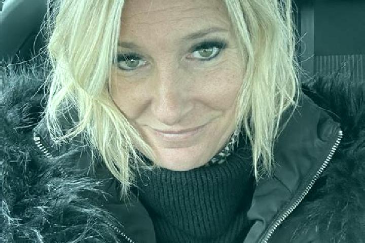 Abigail, 20 — Escort in Flawinne, Belgium