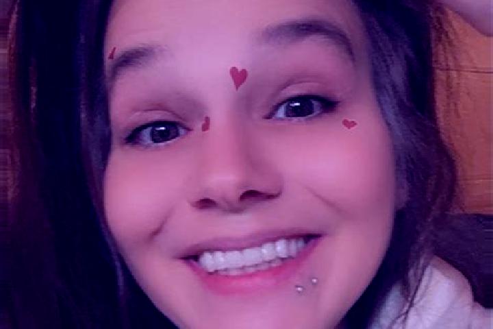 Abigail, 20 — Escort in Laytonville, United States