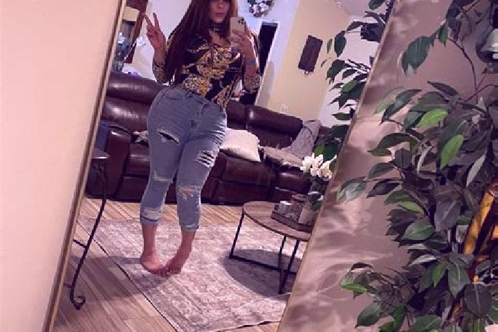 Abigail, 20 — Escort in Sibisel, Romania