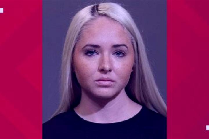 Abigail, 20 — Escort in Village Shires, United States