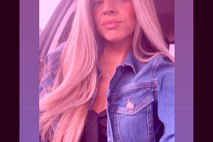 Abigail, 20 — Escort in Vladila, Romania