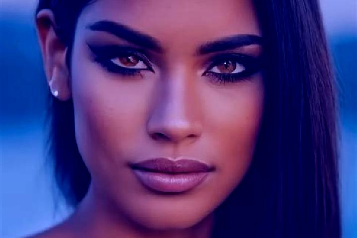 Abigail, 21, a auburn amber-eyed latina companion based in Manazo. Offering Roleplay, A-Level, Couples. Available for incall and outcall, overnight bookings ...