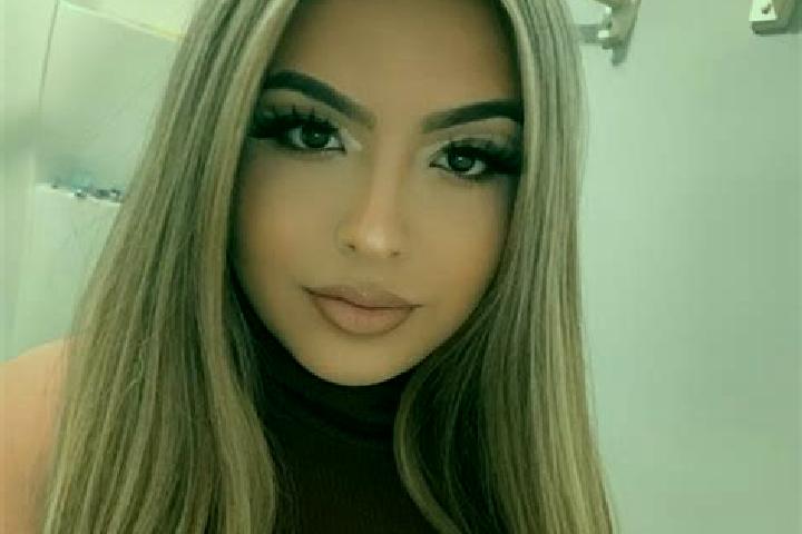 Abigail, 21, a blonde brown-eyed latina companion based in Loutros. Offering OWO, Striptease, Massage, Domination. Available for incall and outcall, overnigh...