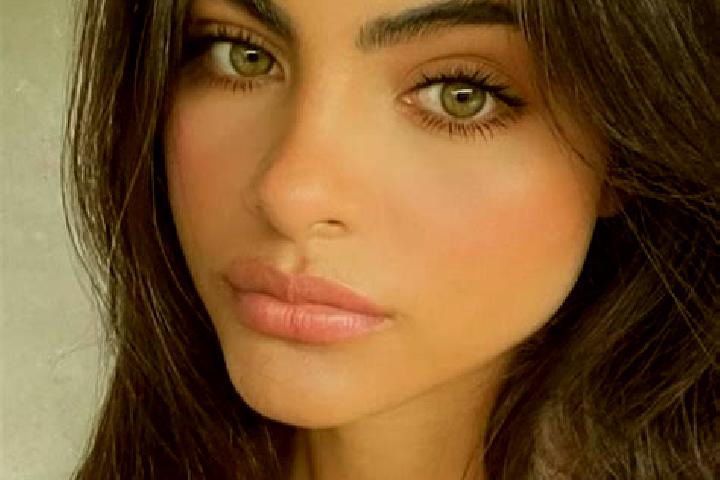 Abigail, 21, a brunette green-eyed latina companion based in Huehueymico. Offering Deep French Kissing, Fetish, Tantra, Duos. Available for incall and outcal...
