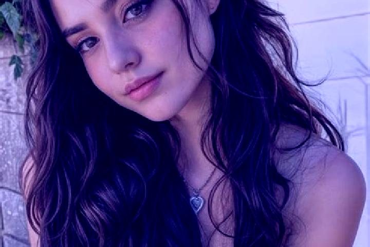 Abigail, 21, a dark blonde hazel-eyed middle eastern companion based in Waehring. Offering Domination, OWO, Duos. Available for incall and outcall, overnight...