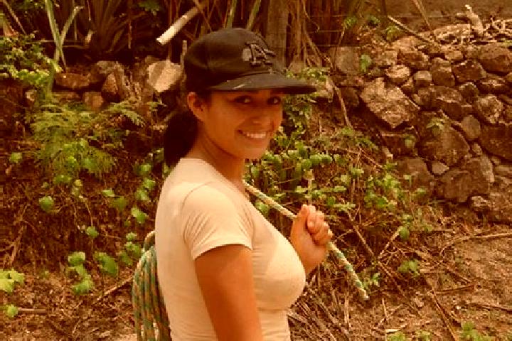 Abigail, 21 — Escort in Cololaca, Honduras