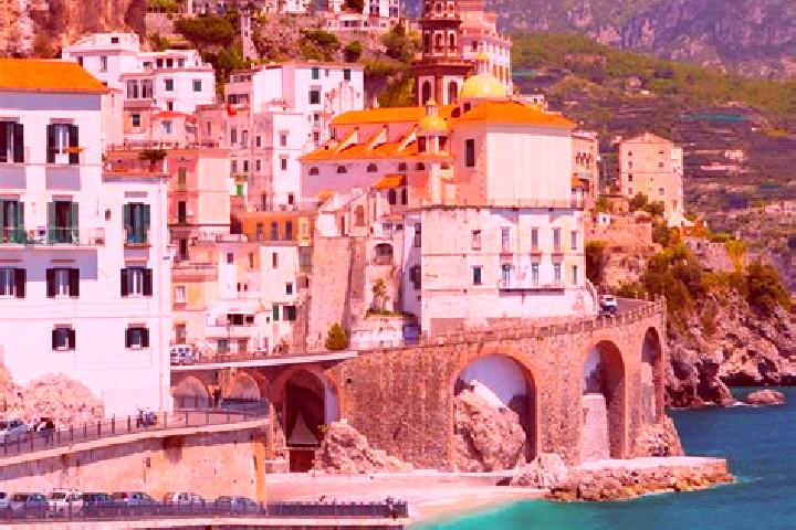 Abigail, 21 — Escort in Mongrando, Italy