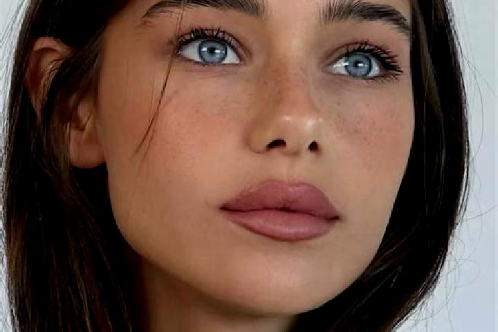 Abigail, 22, a brunette brown-eyed european companion based in Memmelsdorf. Offering CIM, Massage, Deep French Kissing, Erotic Massage, Roleplay. Available f...