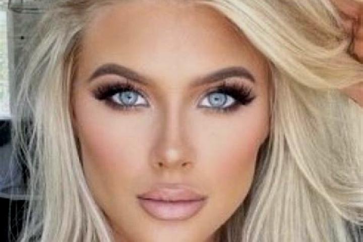 Abigail, 22, a platinum blonde brown-eyed indian companion based in Almas. Offering Couples, Prostate Massage, Overnight, Girlfriend Experience, Travel Compa...