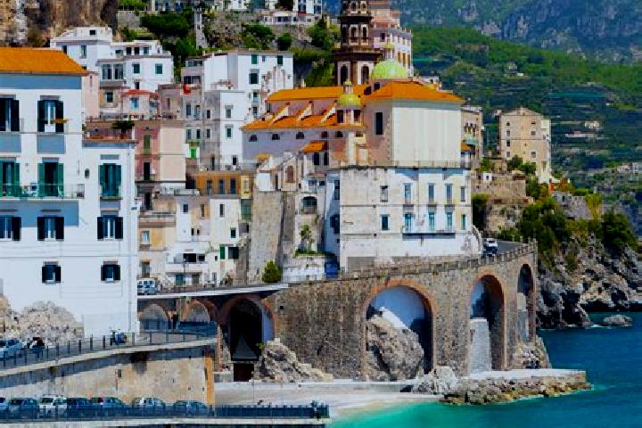 Abigail, 22 — Escort in Cavagnano, Italy