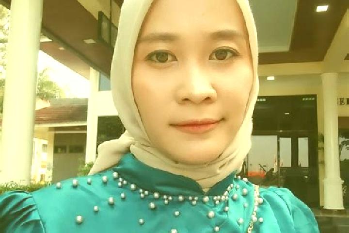 Abigail, 22 — Escort in Tekik Wetan, Indonesia