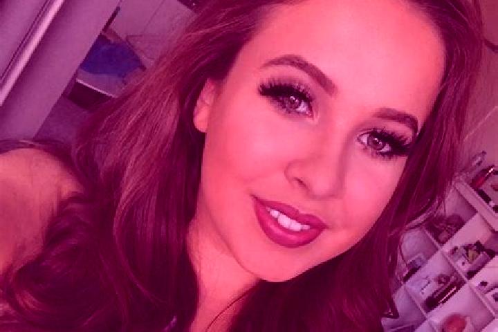 Abigail, 23, a auburn brown-eyed caucasian companion based in Kustolovo-Sukhodilka. Offering Striptease, BDSM, Prostate Massage, Domination, OWO. Available f...