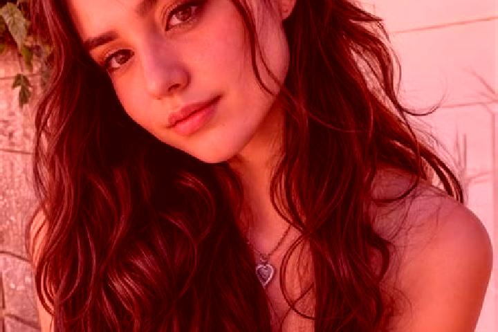 Abigail, 23, a auburn hazel-eyed mediterranean companion based in Rosny-sous-Bois. Offering Girlfriend Experience, Domination, OWO, CIM. Available for incall...