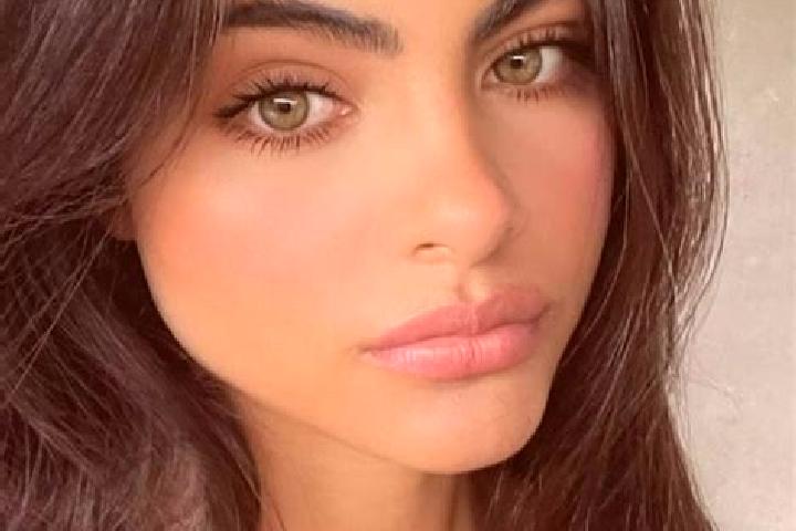 Abigail, 23, a black hazel-eyed middle eastern companion based in Tsukawaki. Offering Fetish, Couples, Travel Companion, Domination. Available for incall and...
