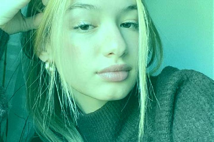 Abigail, 23, a blonde brown-eyed mixed companion based in Plougrescant. Offering Duos, Couples, Domination, CIM. Available for incall and outcall, day and ev...