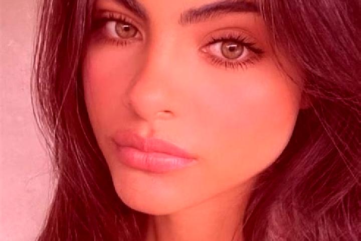 Abigail, 23, a brunette dark-eyed caribbean companion based in Do Boneh. Offering BDSM, Prostate Massage, Girlfriend Experience. Available for incall and out...