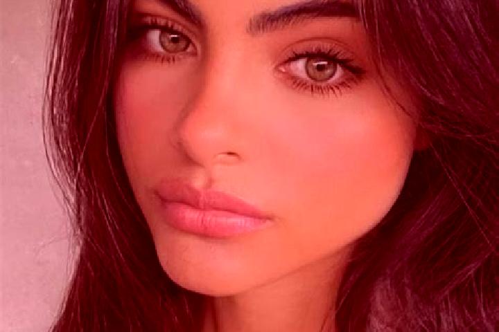 Abigail, 23, a brunette dark-eyed mediterranean companion based in Brsadin. Offering Tantra, Girlfriend Experience, Dinner Date. Available for incall and out...